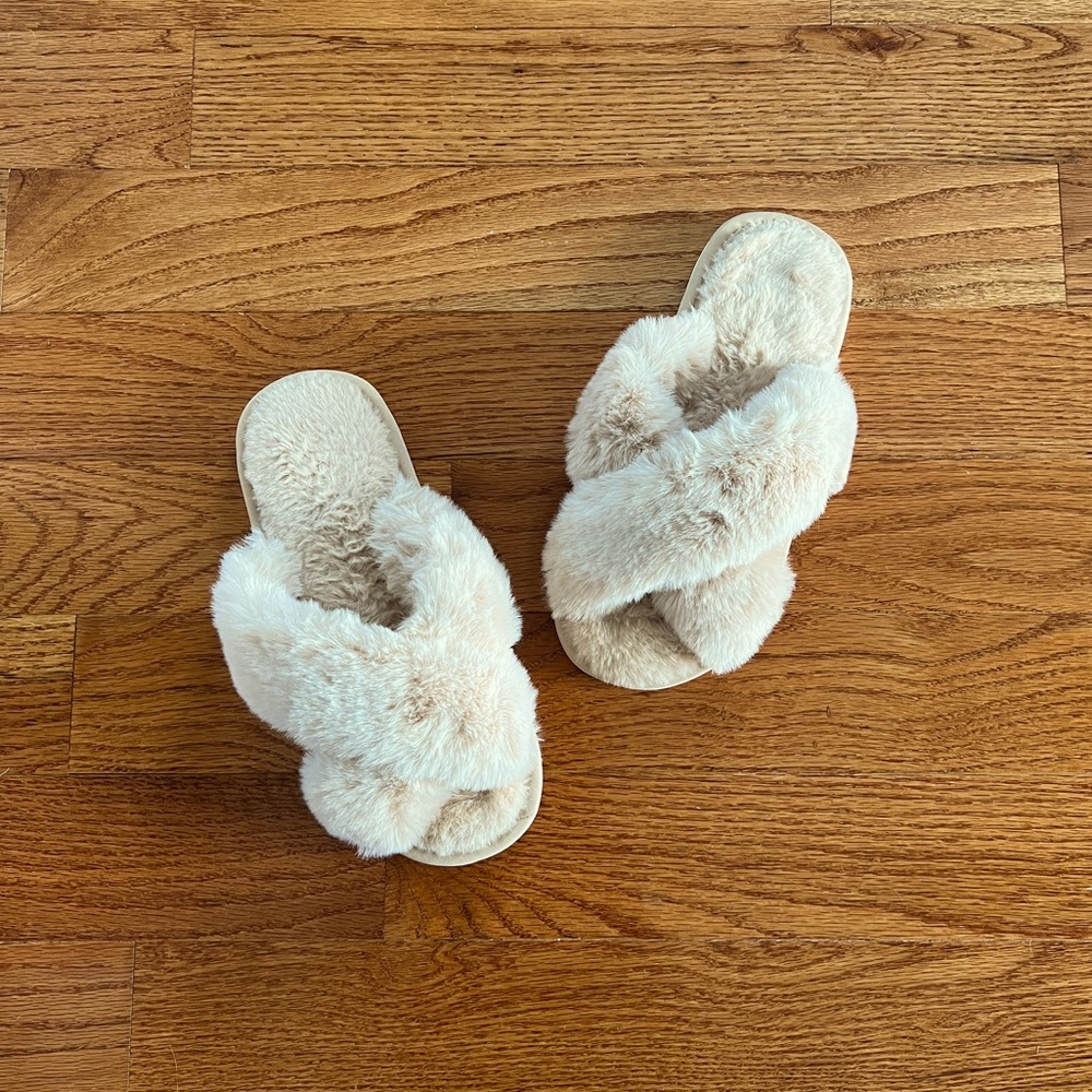 Ankis Memory Foam Slippers